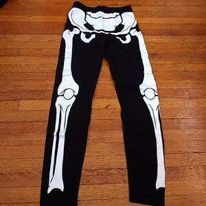 Glow-in-the-dark skeleton leggings small